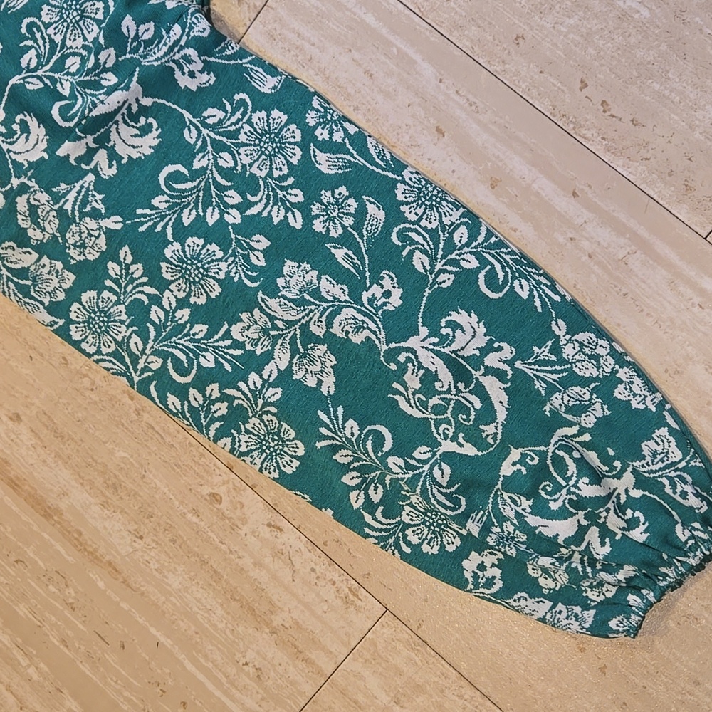 Zara Festive Jacquard Balloon Sleeve Knit Green/White Floral Ruched Dress - Picture 6 of 10